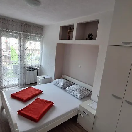 Kaca 1 Apartment