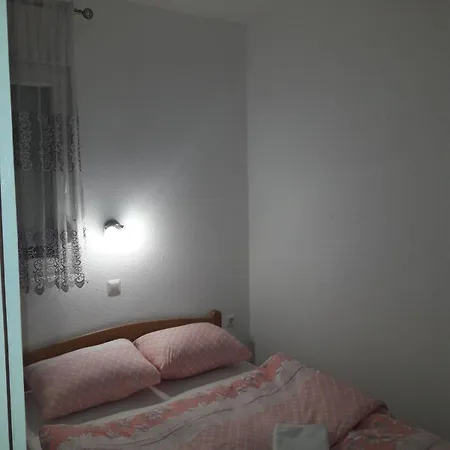 Kaca 1 * バニャ・ルカ