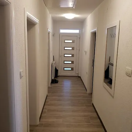 Kaca 1 Apartment *